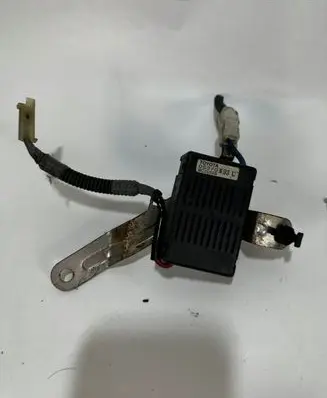 Lexus IS 220D-250-350 Antenna control unit 05370593