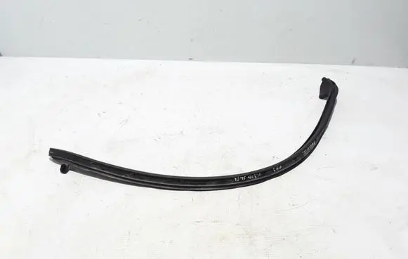 Chrysler Pacifica Rubber seal sliding door (on door) 68188723AC
