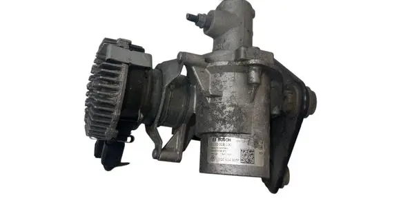 Volkswagen e-Golf Master brake cylinder 5QE614307F 20171208 0132018030