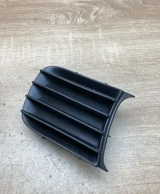 Toyota Corolla E110 Front fog light trim/grill 8148112050