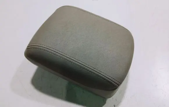 Volvo V50 Armrest