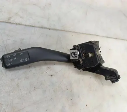 Volkswagen Touran I Indicator stalk 1K0953513A 01103501