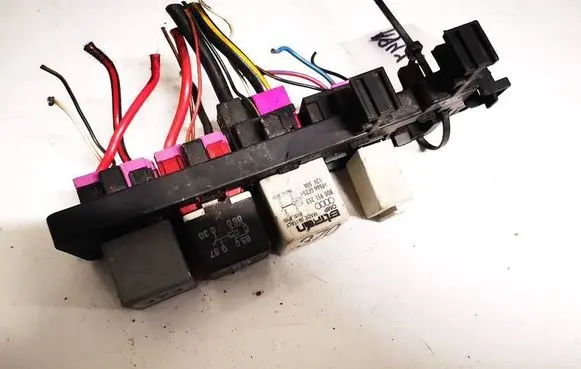 Skoda Octavia Mk2 (1Z) Fuse box set 1k1937503