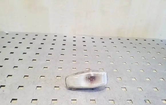 KIA Sorento Front fender indicator light 923033B1