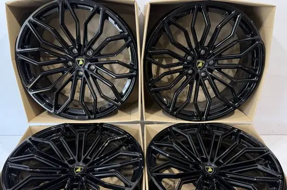 Lamborghini Urus R23 light alloy rim 4ML601025
