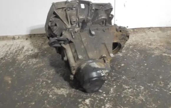 Renault Clio II Manual 4 speed gearbox JB1513