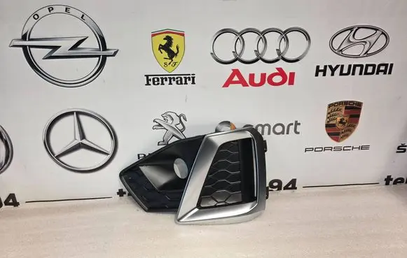 Audi A4 S4 B9 8W Front bumper lower grill 8W0807682AM