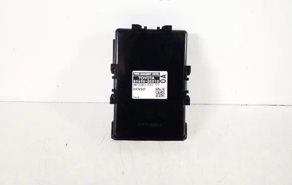 Toyota Avensis T270 Other control units/modules 89690-05010