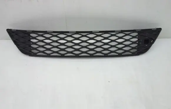 Seat Toledo IV (NH) Front bumper lower grill 6JA853677C