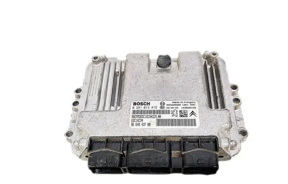 Citroen C4 I Engine control unit/module 9664843780