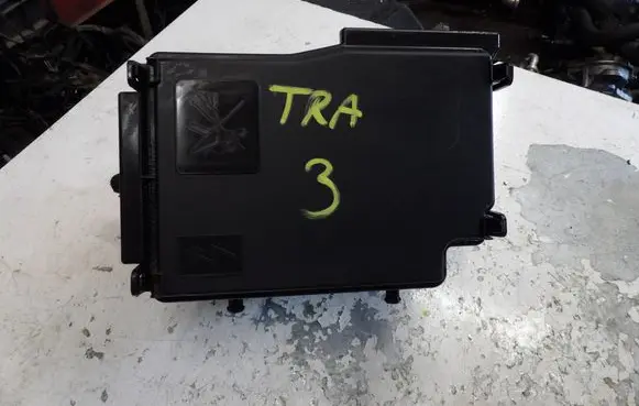 Renault Trafic III (X82) Fuse box set 243503708R 93452999