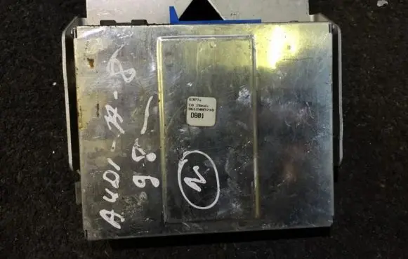 Audi A8 S8 D2 4D GPS navigation control unit/module 4d0919895 7612001128