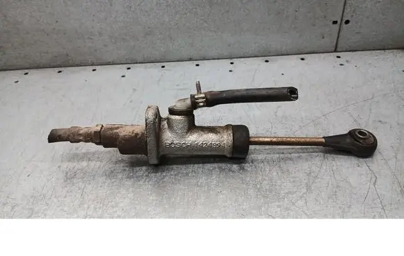 Alfa Romeo 156 Clutch master cylinder 