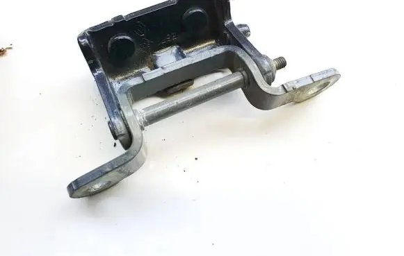 Renault Kadjar Rear door lower hinge