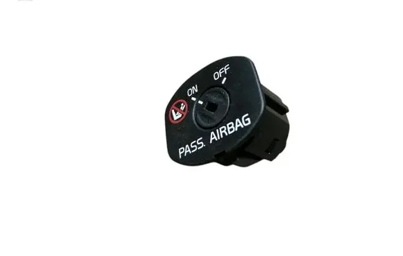 Passenger airbag on/off switch