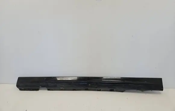 BMW 3 E46 Side skirt front trim 8209755
