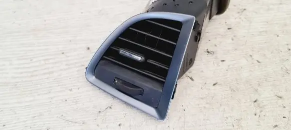 Opel Astra J Dashboard side air vent grill/cover trim 13417618 522040591 13417595