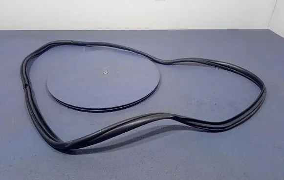 Toyota Auris E180 Front door rubber seal 