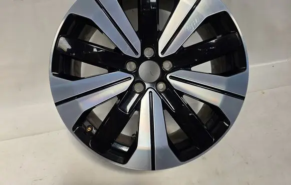 Volvo XC40 R19 alloy rim 32143627