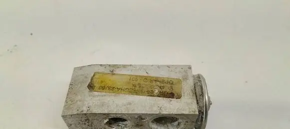 Nissan Almera Tino Air conditioning (A/C) expansion valve 