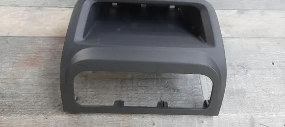 Volkswagen Tiguan Panel trim 5M0820039