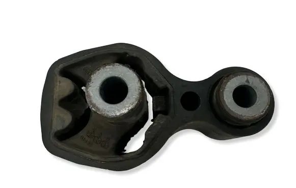Mazda CX-5 Engine mount bracket 