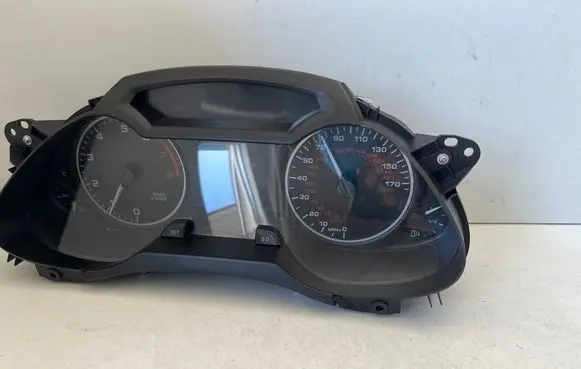 Speedometer (instrument cluster)