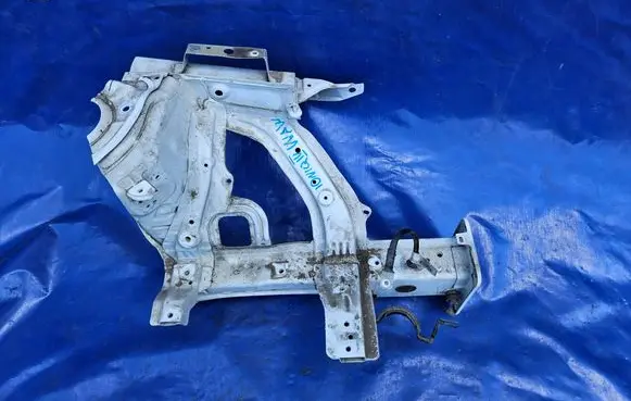 Hyundai Ioniq Front quarter panel 