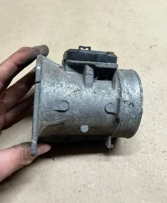 Mazda 626 Mass air flow meter F82F12B579DA