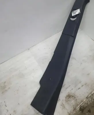 Mercedes-Benz Sprinter W907 W910 (B) pillar trim (bottom) A9076903200