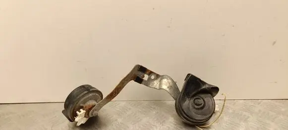 Peugeot 5008 II Horn signal 9815870780
