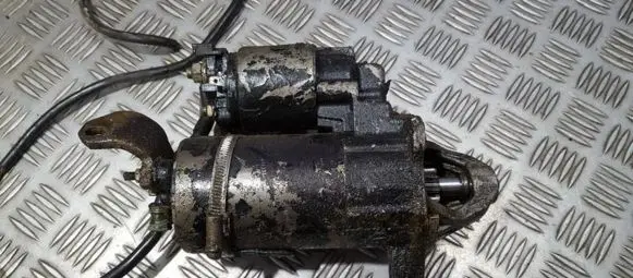 Audi A4 S4 B5 8D Starter motor 053911049