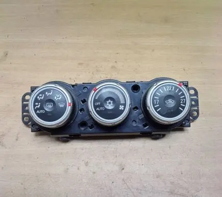 Peugeot 4007 Climate control unit 7820A082XA