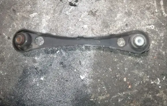 Audi A4 S4 B7 8E 8H Rear control arm 8E0501529K
