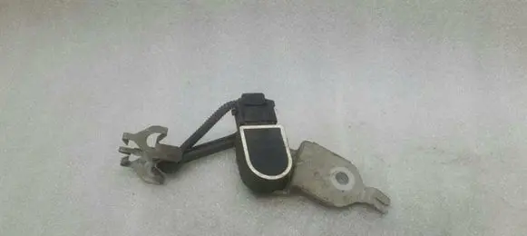 Rear air suspension level height sensor