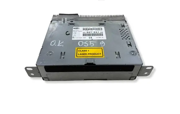 Citroen DS5 Radio/CD/DVD/GPS head unit 9806709180