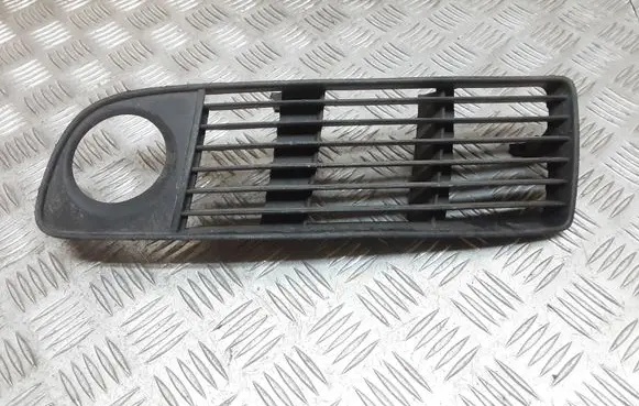 Audi A6 S6 C5 4B Front grill 4B0807681R