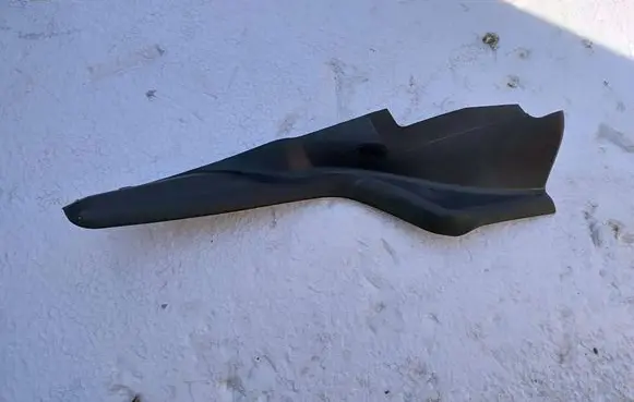 Renault Kangoo II Wiper trim 8200439447