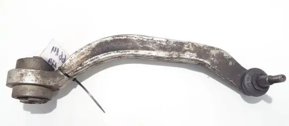 Volkswagen PASSAT B5 Front lower control arm/wishbone