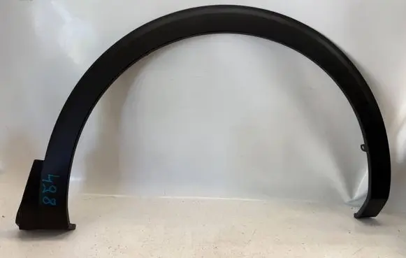 Peugeot 3008 II Front arch trim 9825288877