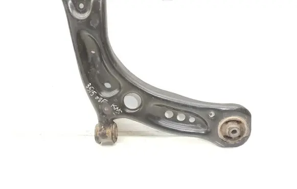 Seat Leon (5F) Front lower control arm/wishbone 5Q0407152L
