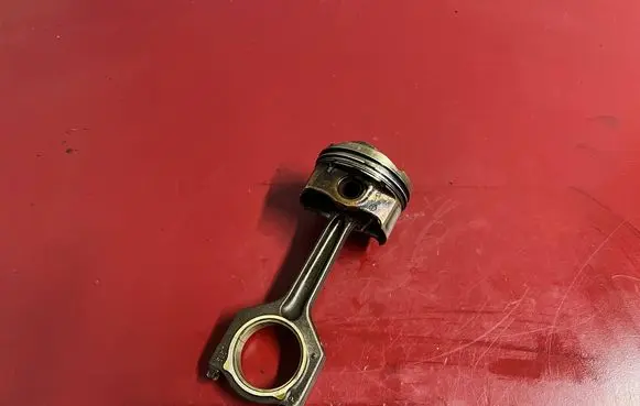 BMW X3 F25 Piston with connecting rod 7846593 8617083