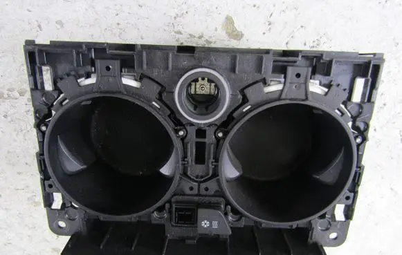 BMW X5 G05 Cup holder front 6827173