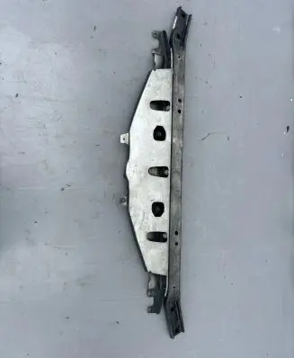 BMW 5 F10 F11 Top upper radiator support slam panel 7200689 7200690