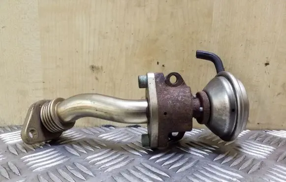 Volvo V70 EGR valve 72167506 074131503A 074131525F