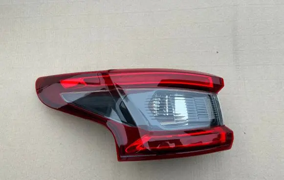 Nissan Qashqai Rear/tail lights 26555-HV00A