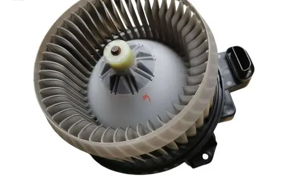 Toyota Auris 150 Heater fan/blower AV2727008103