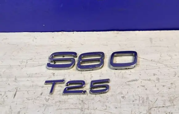 Volvo S80 Manufacturers badge/model letters 31333643 9157133