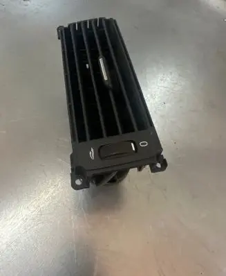 Volvo V70 Dashboard side air vent grill/cover trim 30643314