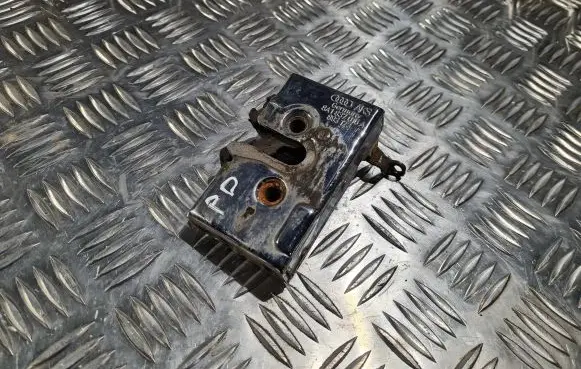 Audi 80 90 S2 B4 Front door lock 8A1837016A
